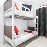 Oyo 152 Sangco Condotel